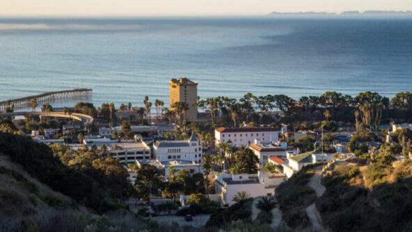 photo southern California coast city Ventura, seat of the County of Ventura, California, USA; Pacific Ocean in the background