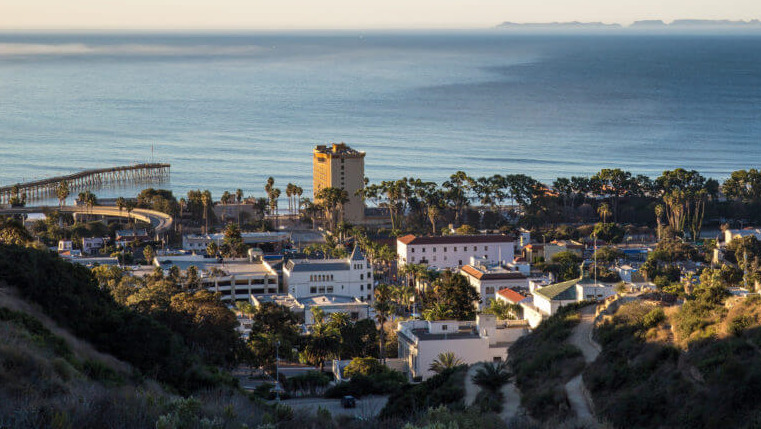 photo southern California coast city Ventura, seat of the County of Ventura, California, USA; Pacific Ocean in the background