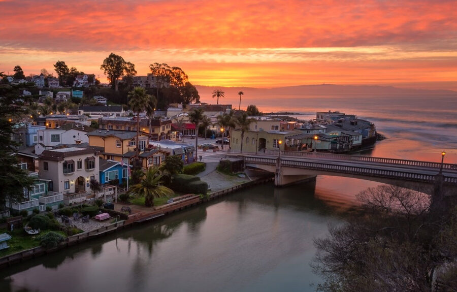 photo California coastal village of Capitola, California, USA at sunrise; community receives water services from Soquel Creek Water District