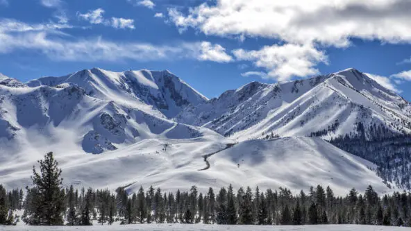 after record-setting snowfall winter 2023, Mammoth ski resort open into August | credit Mike Sington