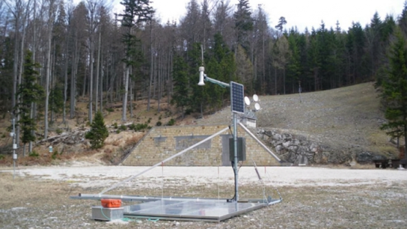 SSG2 snow scale records snow density & snow water equivalent measurements at SNOTEL stations.